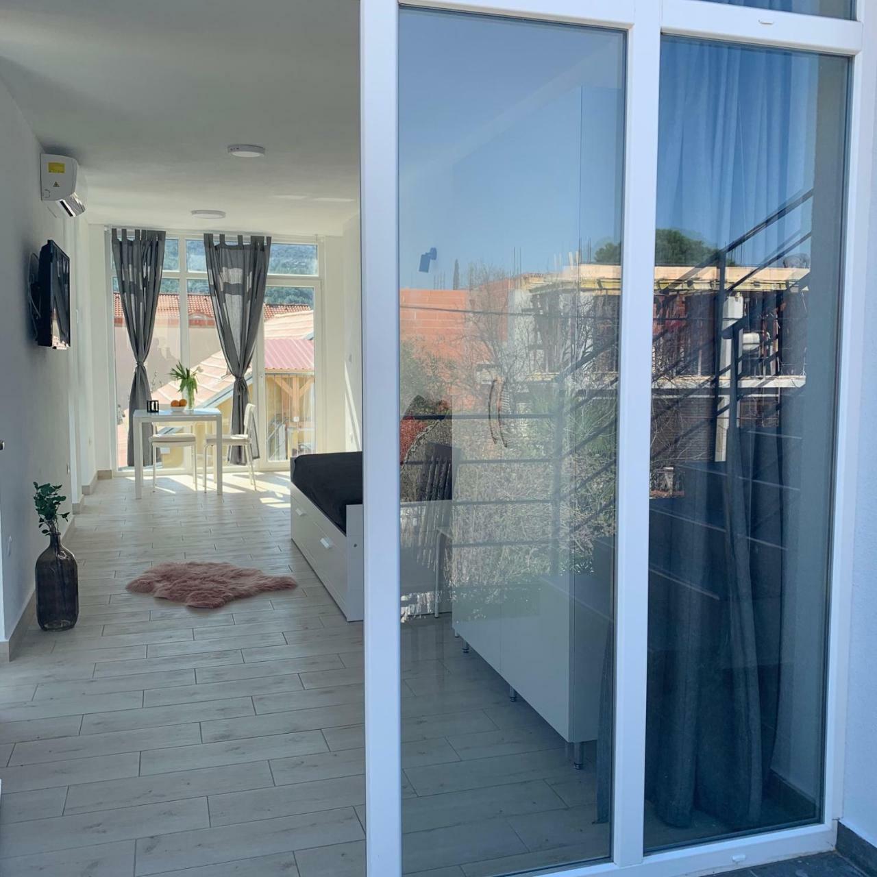 Modern Apartments Day Sibenik Exterior photo